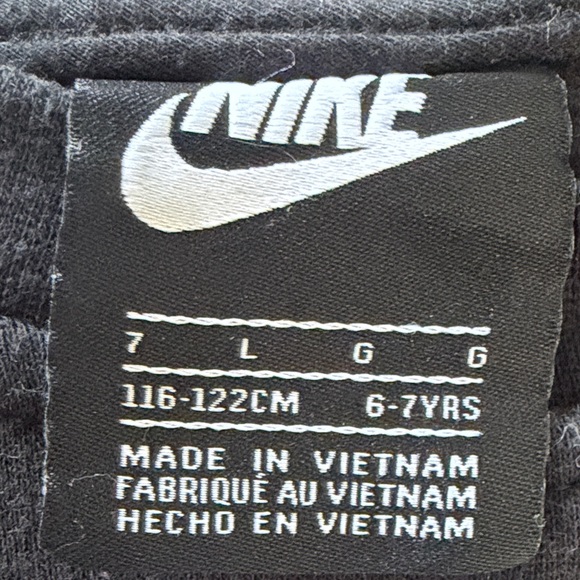 Nike Kids Black 'Just Do It' Sweatshirt - Picture 2 of 3